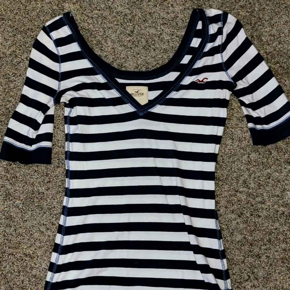Stripped Hollister t-shirt